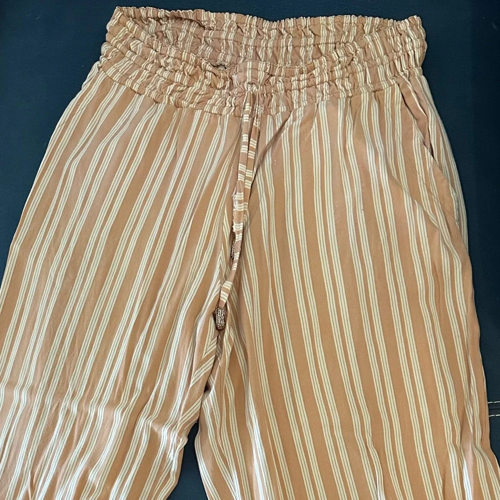 Striped Wide-Leg Pants - Picture 5 of 5